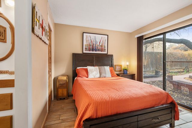 223 E Santa Fe Avenue APT C, Santa Fe, NM 87505