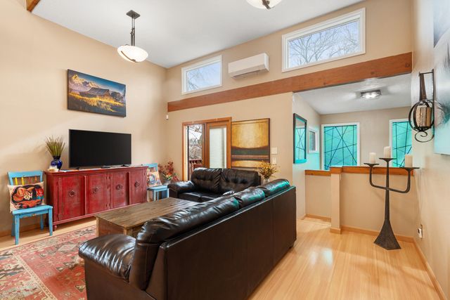 223 E Santa Fe Avenue APT C, Santa Fe, NM 87505