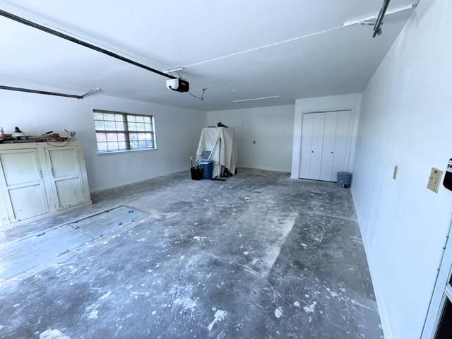 16009 S Rock Creek Road, Shawnee, OK 74801