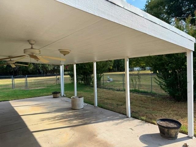 16009 S Rock Creek Road, Shawnee, OK 74801