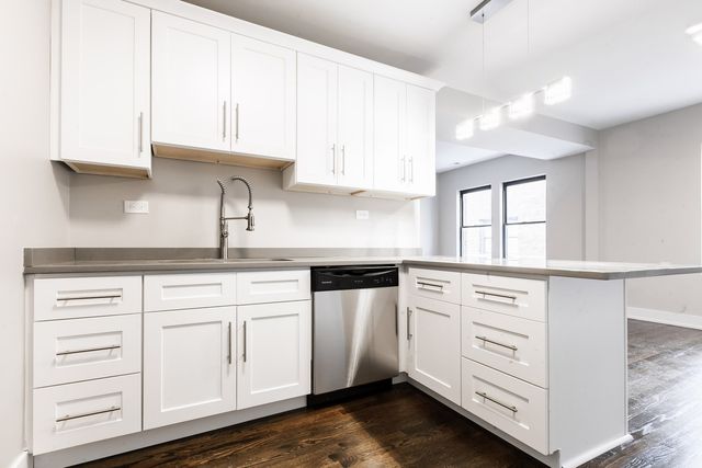 4529 S Drexel Boulevard 3E, Chicago, IL 60653