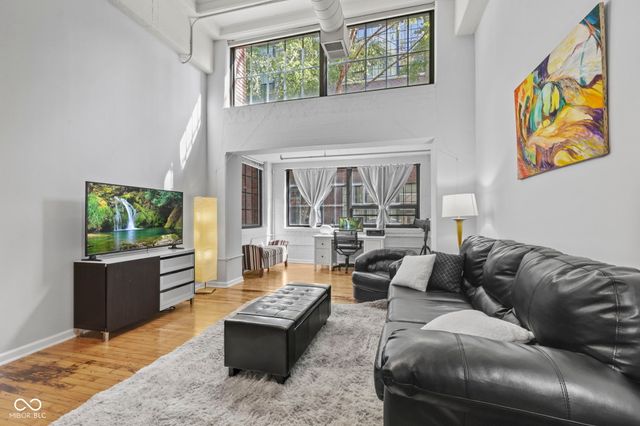624 E Walnut Street 110, Indianapolis, IN 46204