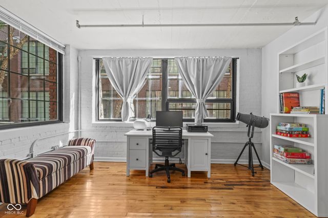 624 E Walnut Street 110, Indianapolis, IN 46204