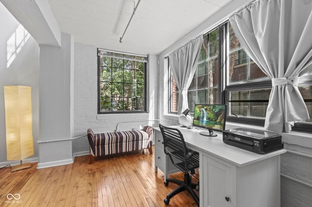 624 E Walnut Street 110, Indianapolis, IN 46204