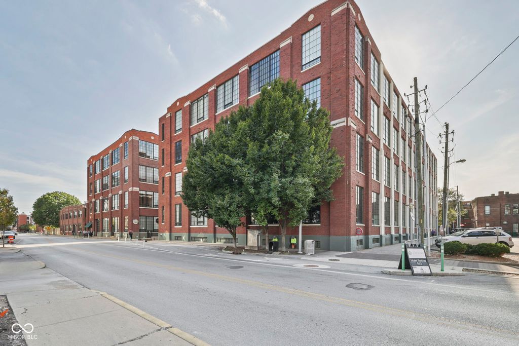 624 E Walnut Street 110, Indianapolis, IN 46204