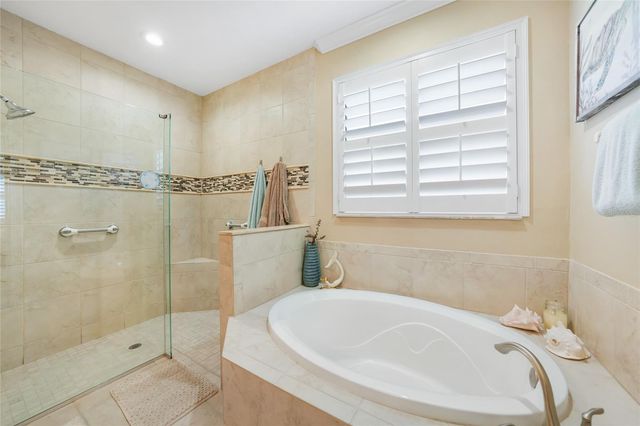 1058 BLUFFWOOD DRIVE, Nokomis, FL 34275