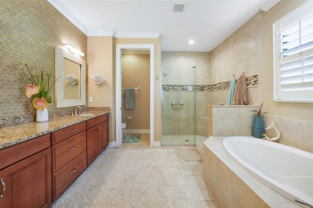 1058 BLUFFWOOD DRIVE, Nokomis, FL 34275