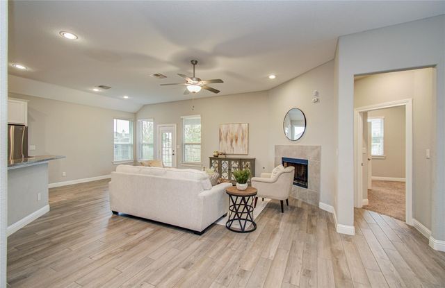 19029 Villa Ln Lane, Montgomery, TX 77356
