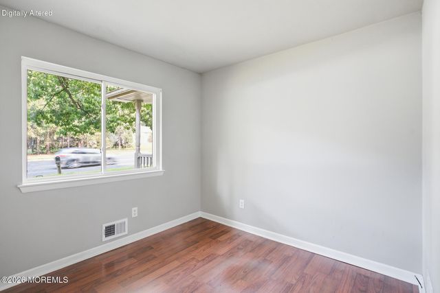 18 N Hope Chapel Road, Jackson, NJ 08527