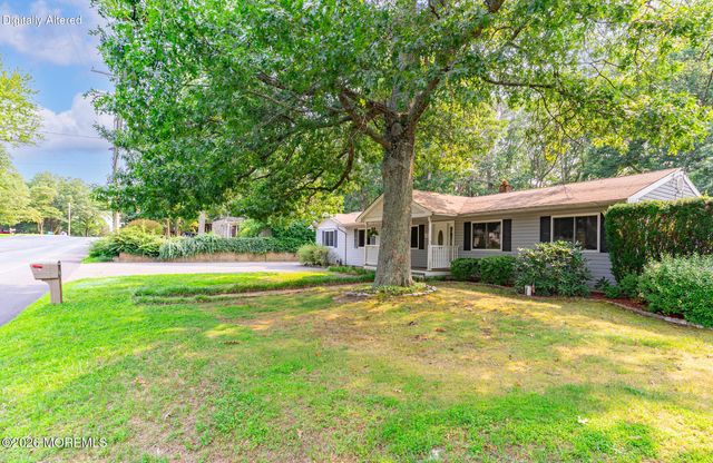 18 N Hope Chapel Road, Jackson, NJ 08527