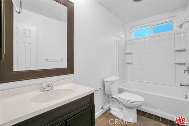 5003 Tilden Avenue 109, Sherman Oaks, CA 91423