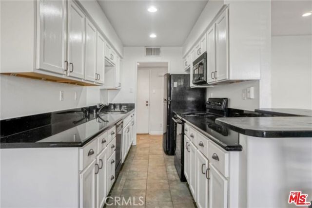 5003 Tilden Avenue 109, Sherman Oaks, CA 91423