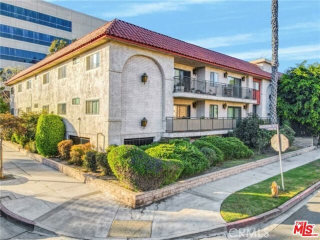 5003 Tilden Avenue 109, Sherman Oaks, CA 91423