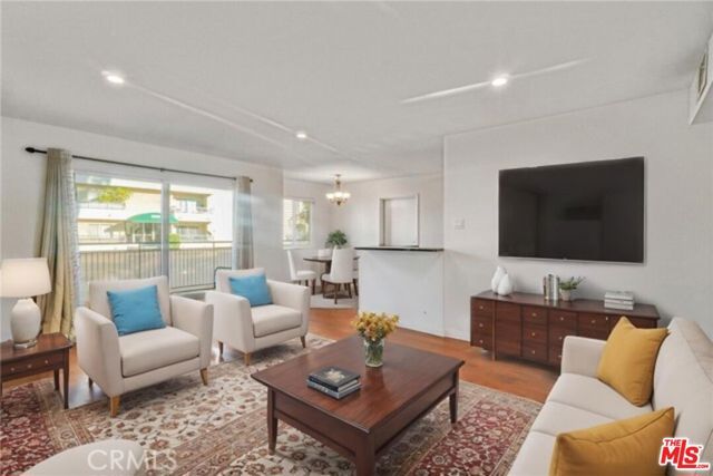 5003 Tilden Avenue 109, Sherman Oaks, CA 91423