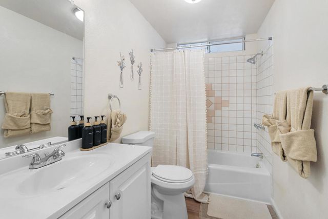 7607 Lucerne Vista Avenue, Yucca Valley, CA 92284