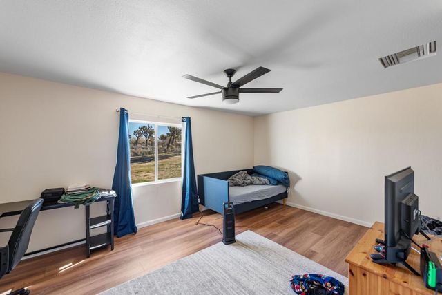 7607 Lucerne Vista Avenue, Yucca Valley, CA 92284