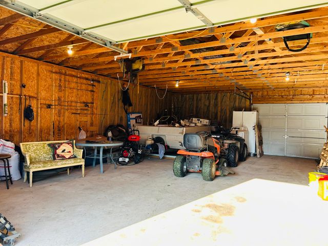 504 S Chestnut Street, Stockton, MO 65785