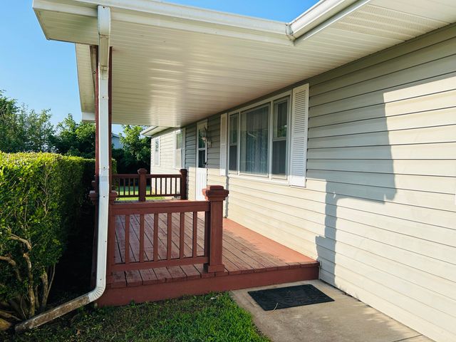 504 S Chestnut Street, Stockton, MO 65785