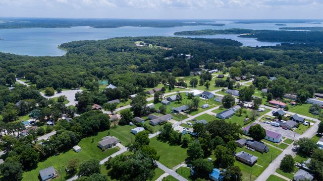 504 S Chestnut Street, Stockton, MO 65785