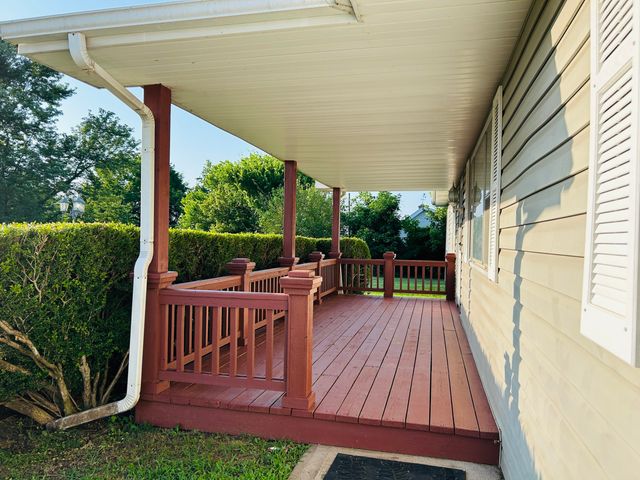 504 S Chestnut Street, Stockton, MO 65785