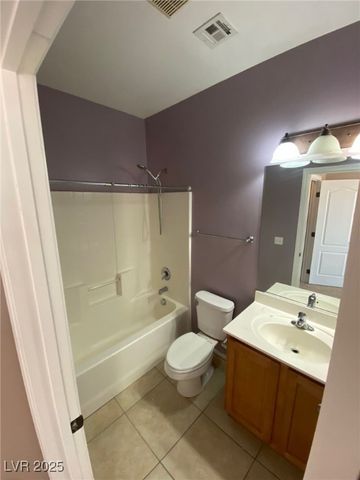 5817 ADDY Lane n, North Las Vegas, NV 89081