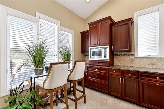 158 Signature Drive, Beavercreek Twp, OH 45385