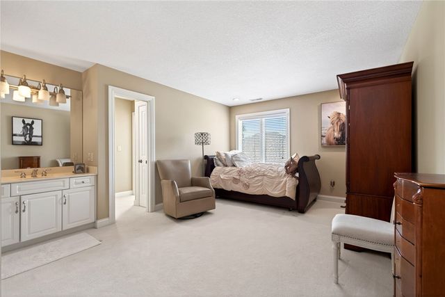 158 Signature Drive, Beavercreek Twp, OH 45385