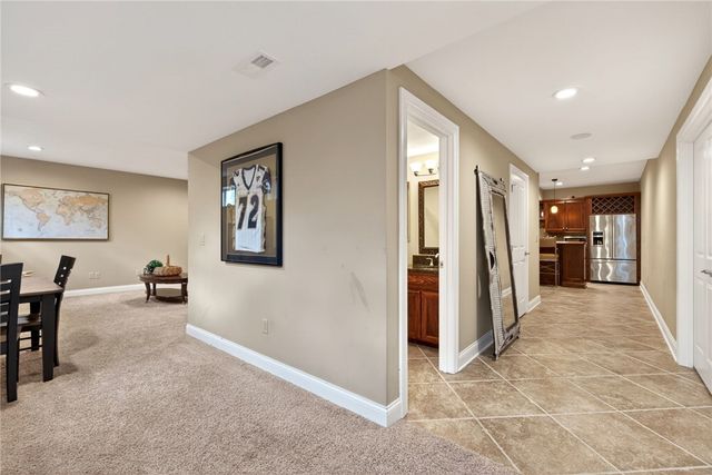 158 Signature Drive, Beavercreek Twp, OH 45385