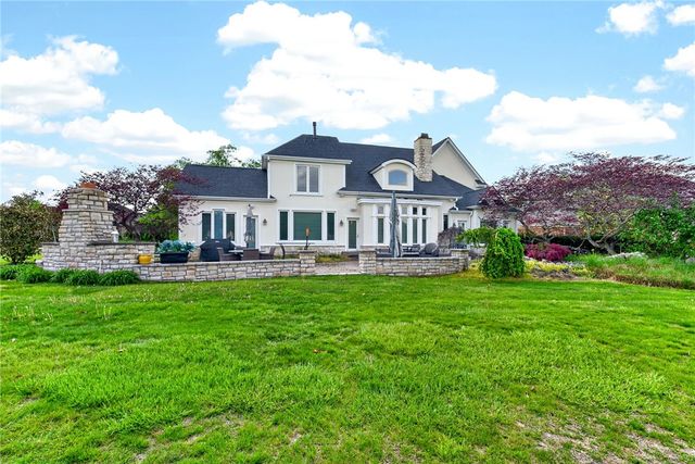 158 Signature Drive, Beavercreek Twp, OH 45385