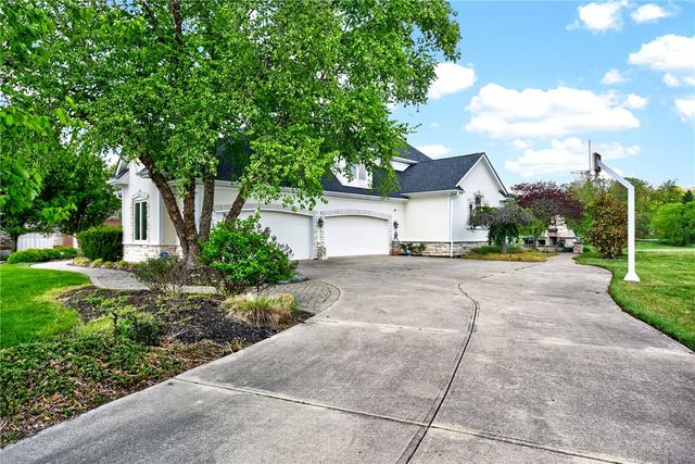 158 Signature Drive, Beavercreek Twp, OH 45385