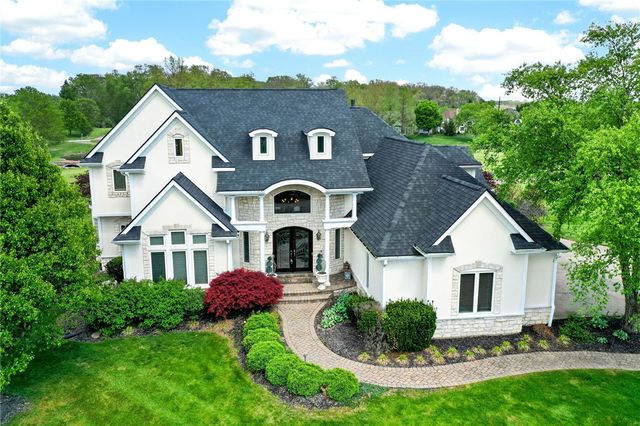 158 Signature Drive, Beavercreek Twp, OH 45385