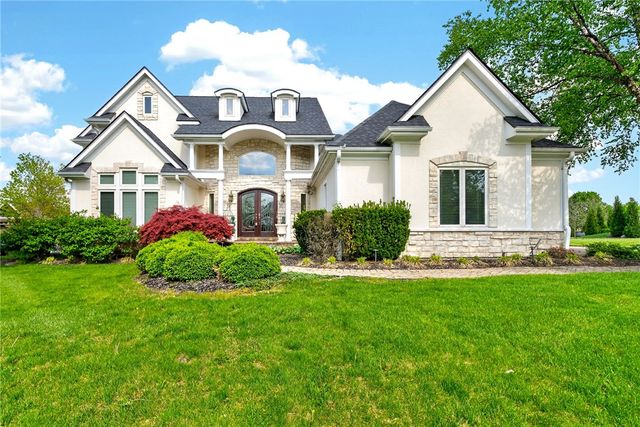 158 Signature Drive, Beavercreek Twp, OH 45385
