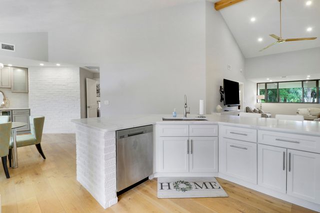 104 Sea Oats Drive G, Juno Beach, FL 33408