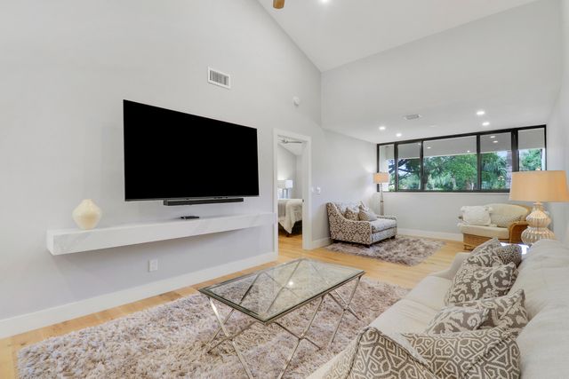 104 Sea Oats Drive G, Juno Beach, FL 33408