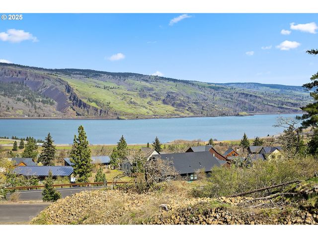 Asher Street 37, Mosier, OR 97040