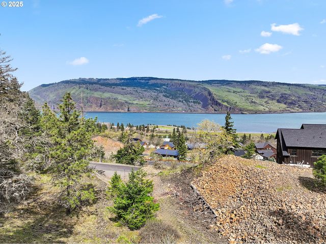 Asher Street 37, Mosier, OR 97040