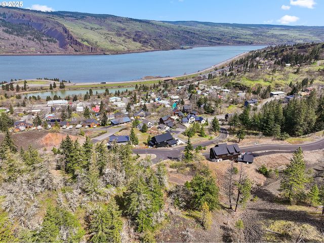 Asher Street 37, Mosier, OR 97040