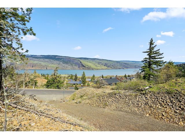 Asher Street 37, Mosier, OR 97040