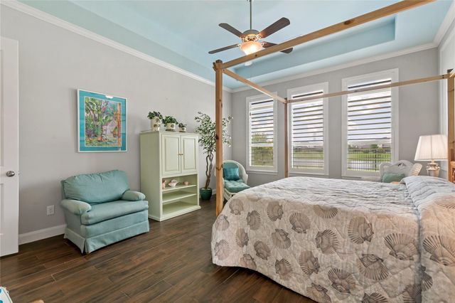 4902 Enchanted Springs Drive, Rosharon, TX 77583