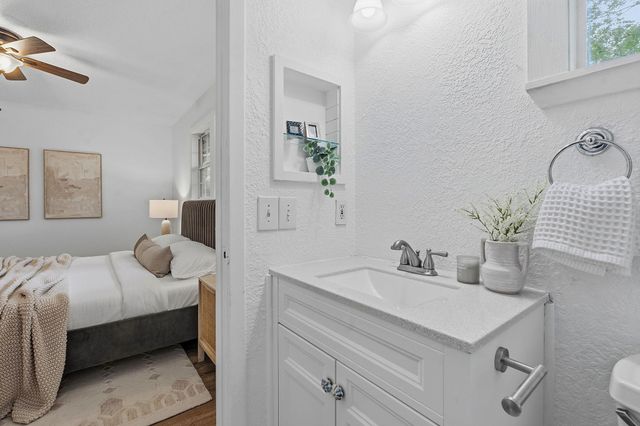 7003 Windrift WAY, Austin, TX 78745