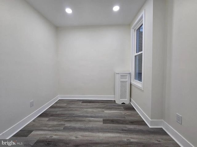 962 CARVER ST, Philadelphia, PA 19124