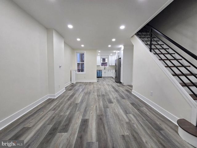 962 CARVER ST, Philadelphia, PA 19124