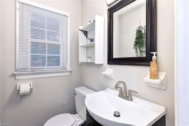 603 Pleasant ST, Highland Springs, VA 23075