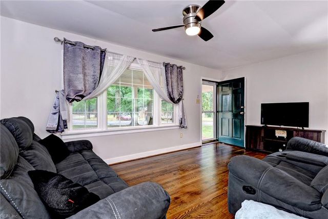 603 Pleasant ST, Highland Springs, VA 23075