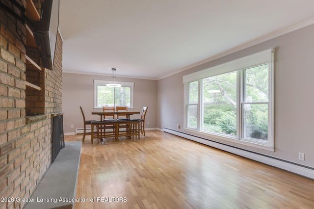 130 Lexington Avenue, East Lansing, MI 48823