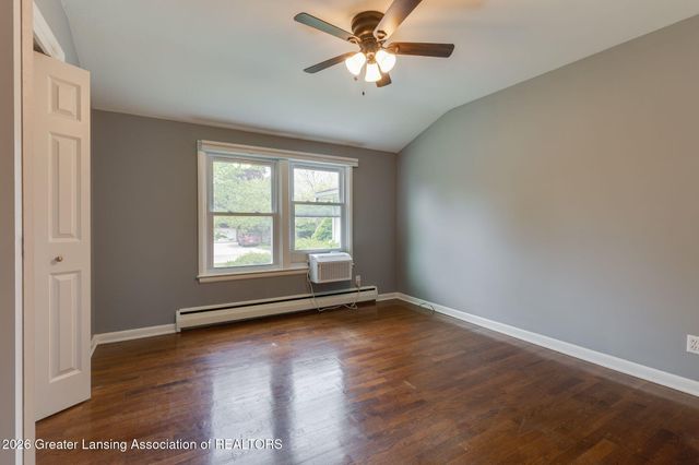 130 Lexington Avenue, East Lansing, MI 48823