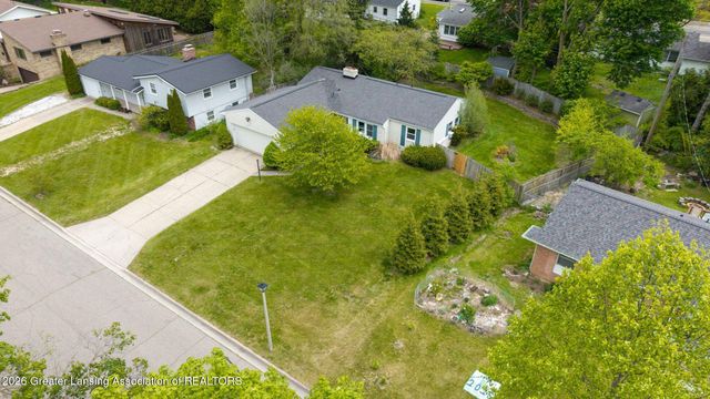 130 Lexington Avenue, East Lansing, MI 48823