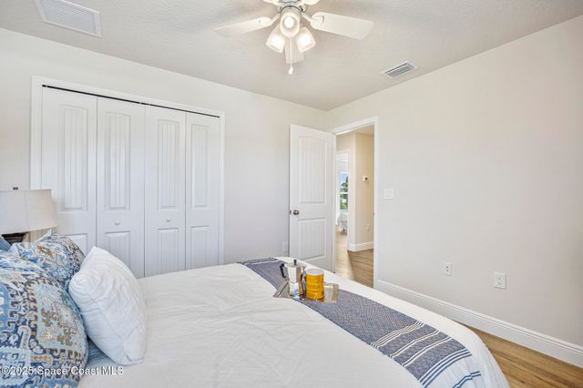 168 Hidden Woods Place, Melbourne, FL 32901