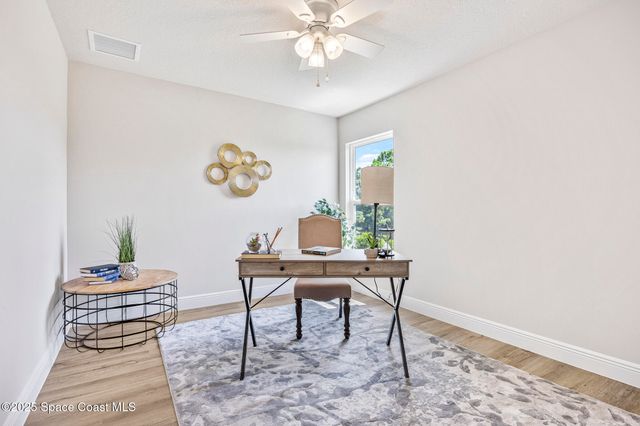 168 Hidden Woods Place, Melbourne, FL 32901