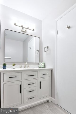 13326 WATERSIDE CIR, Germantown, MD 20874